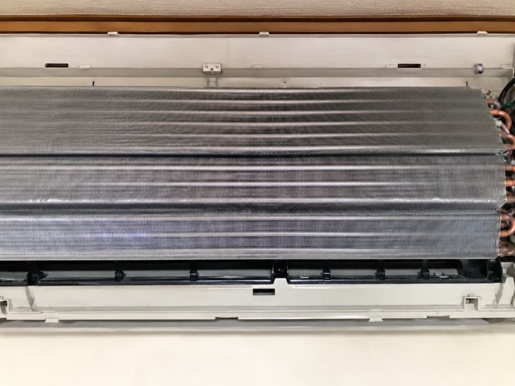 Evaporator AC bersih setelah cuci